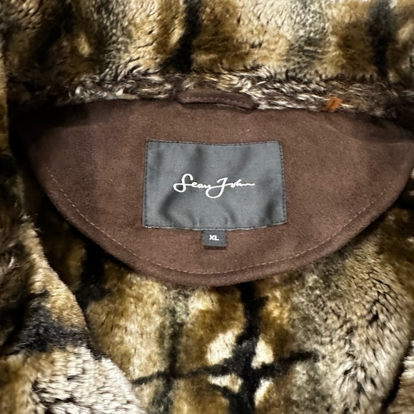 Sean John brown fur lined coat. Lightly used. Great condition - Picture 2 of 3